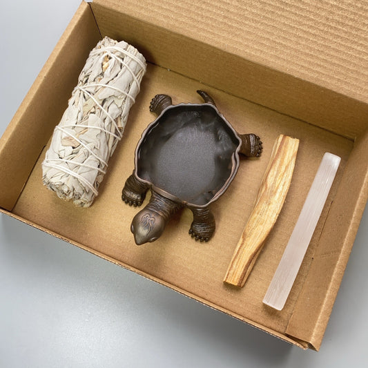 Energy Cleansing Kit: White Sage, Selenite Crystal & Tortoise Burner