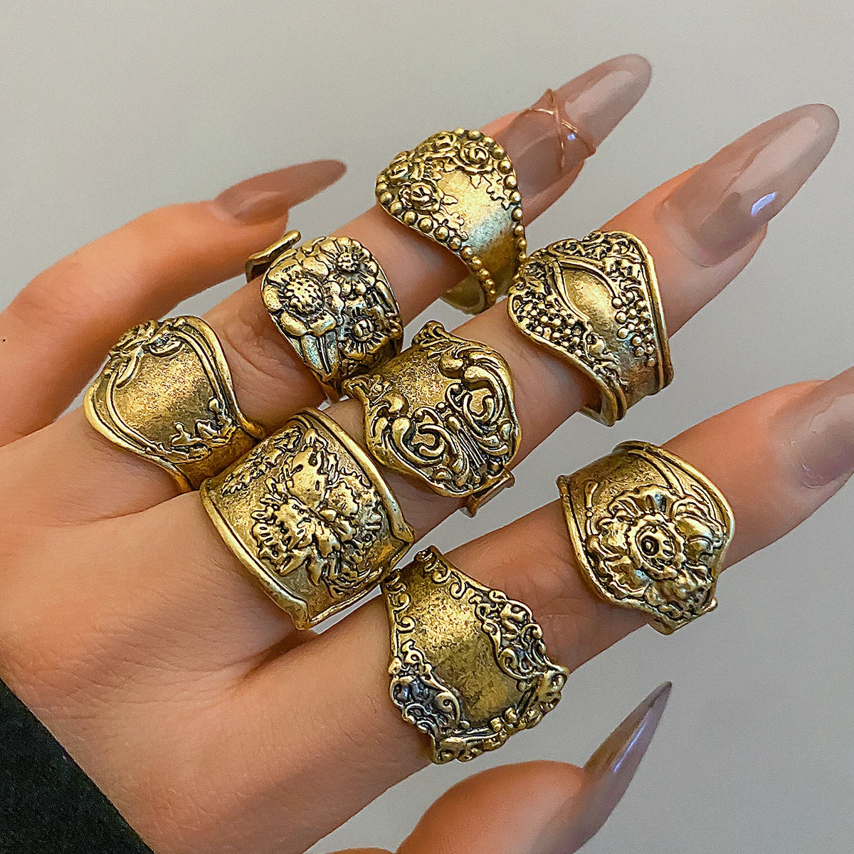 8Pcs Vintage Silver Cutlery Stem Rings, Boho Embossed Flower Silver Rings - The Witchy Gypsy