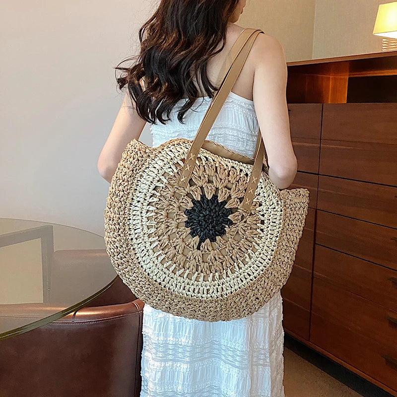 Round Women's Straw Bag, Straw Shoulder bag, Boho Purse - The Witchy Gypsy