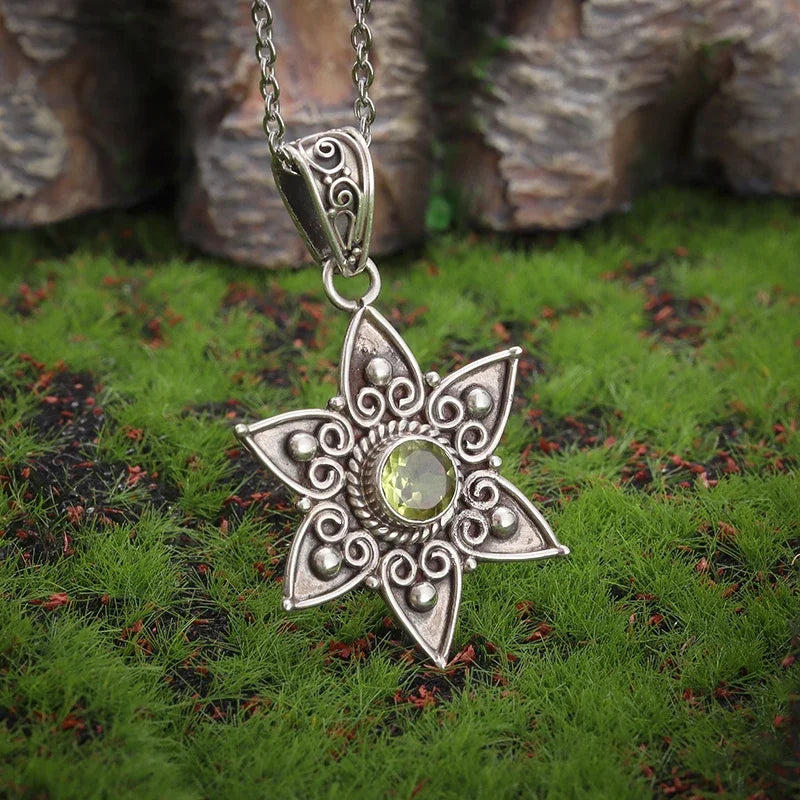 Exquisite Gem-Set Sunflower Necklace Pendant, Charm Jewelry Commemorative Gift