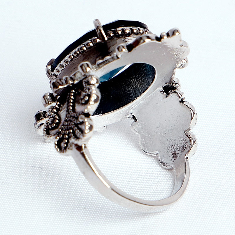 Vintage Oval Shaped Sapphire 925 Silver Ring - The Witchy Gypsy