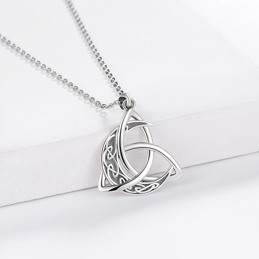 Irish Celtic Knot Moon Pendant Necklace - The Witchy Gypsy